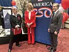 Usa’s Ambassadør Kenneth A., Howery og den canadiske ambassadør Carolyn Bennett sammen med aftenens vært Karin Gert Nielsen.